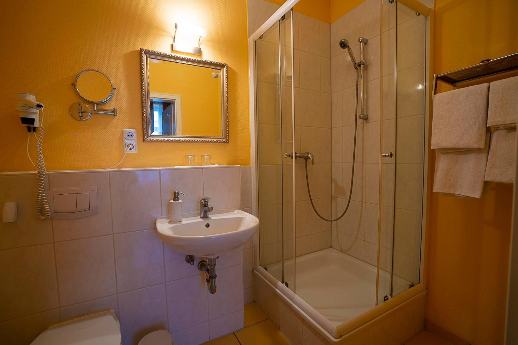Pension am Dom Schwerin  Ruang foto