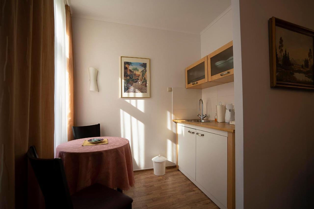 Pension am Dom Schwerin  Bagian luar foto